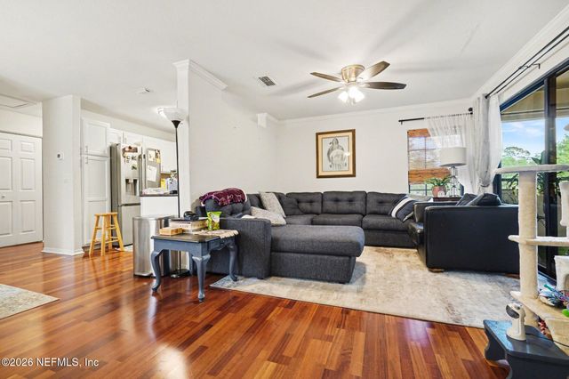 10150 BELLE RIVE Boulevard 402, Jacksonville, FL 32256