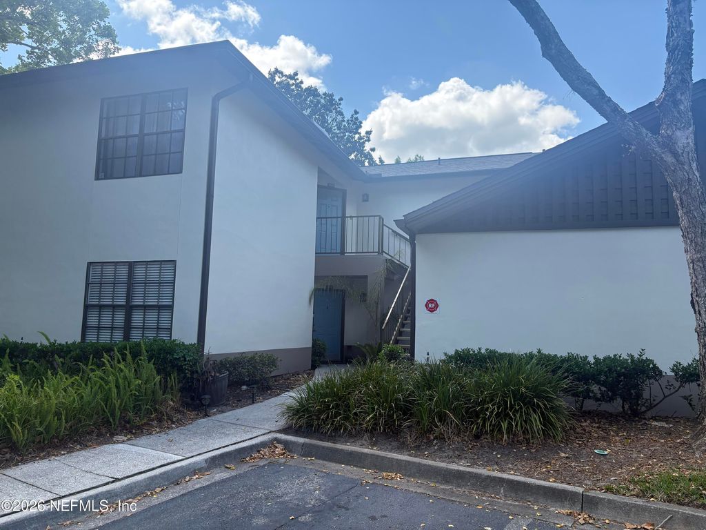 10150 BELLE RIVE Boulevard 402, Jacksonville, FL 32256