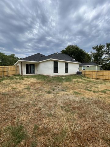 626 W Florence Street, Denison, TX 75020