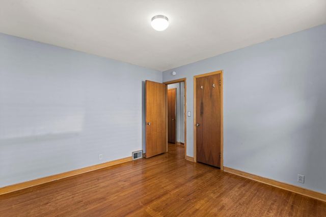 1739 Hampshire Avenue, Saint Paul, MN 55116
