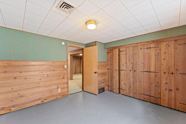 1739 Hampshire Avenue, Saint Paul, MN 55116