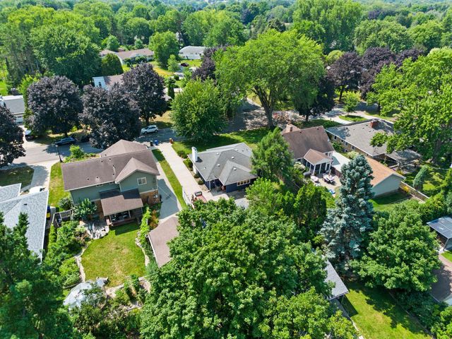 1739 Hampshire Avenue, Saint Paul, MN 55116