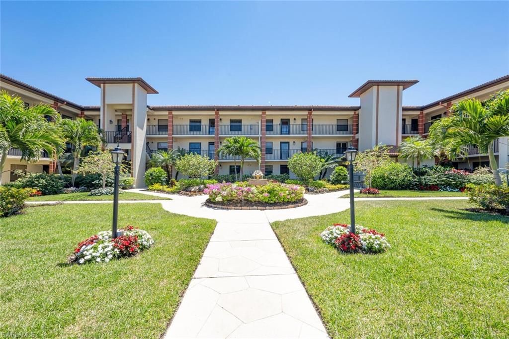 7220 Coventry CT 210, NAPLES, FL 34104 — photo 2