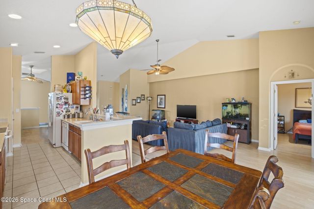 1065 Venetian Drive 205, Melbourne, FL 32904
