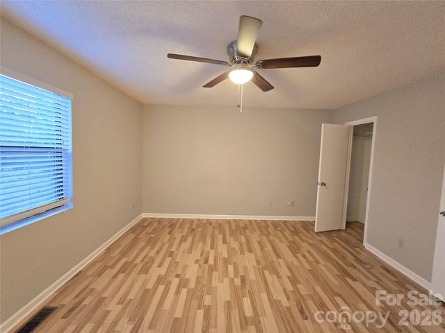5729 Brickstone Drive, Charlotte, NC 28227