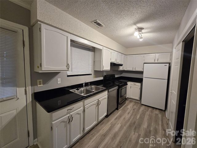 5729 Brickstone Drive, Charlotte, NC 28227