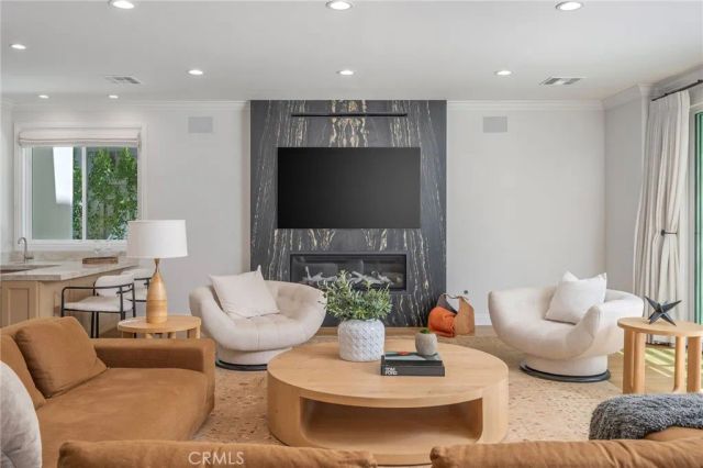 25714 Simpson Place, Calabasas, CA 91302