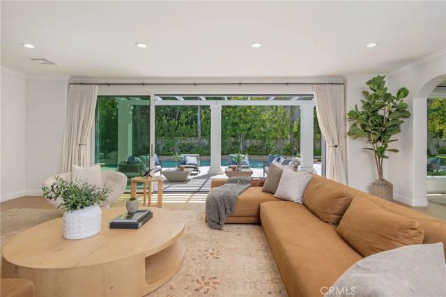 25714 Simpson Place, Calabasas, CA 91302