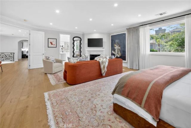 25714 Simpson Place, Calabasas, CA 91302