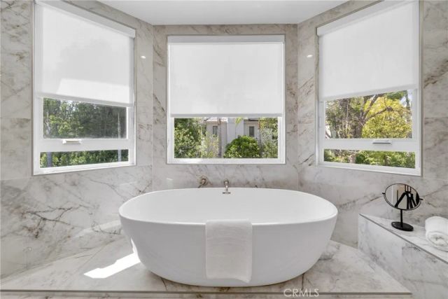 25714 Simpson Place, Calabasas, CA 91302