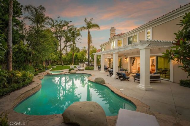 25714 Simpson Place, Calabasas, CA 91302