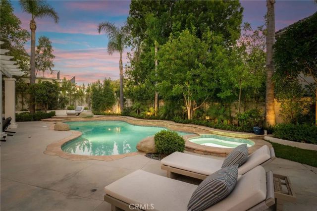 25714 Simpson Place, Calabasas, CA 91302
