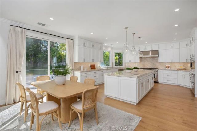 25714 Simpson Place, Calabasas, CA 91302