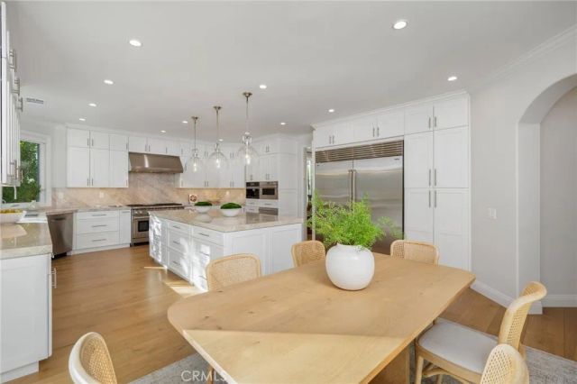 25714 Simpson Place, Calabasas, CA 91302