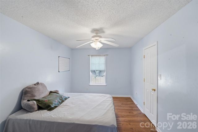 9541 Green Apple Drive, Charlotte, NC 28215