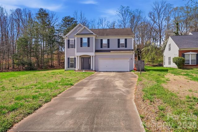 9541 Green Apple Drive, Charlotte, NC 28215