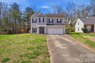 9541 Green Apple Drive, Charlotte, NC 28215