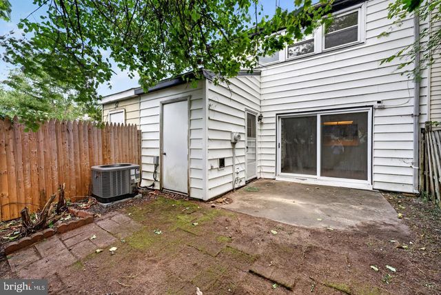 50 RAEBURN LN, Willingboro, NJ 08046