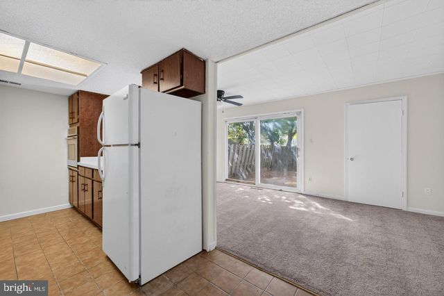 50 RAEBURN LN, Willingboro, NJ 08046