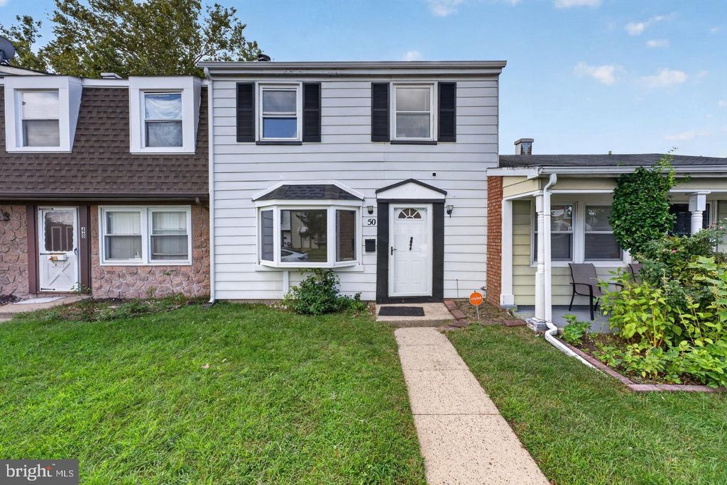 50 RAEBURN LN, Willingboro, NJ 08046