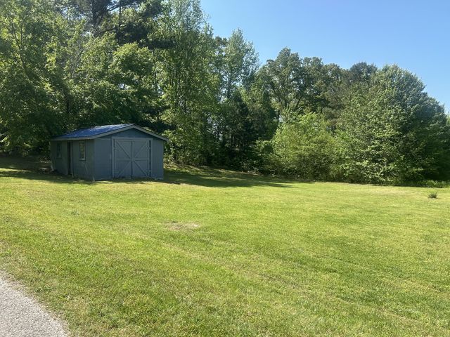 4755 Old Natchez Trace Trl, Camden, TN 38320