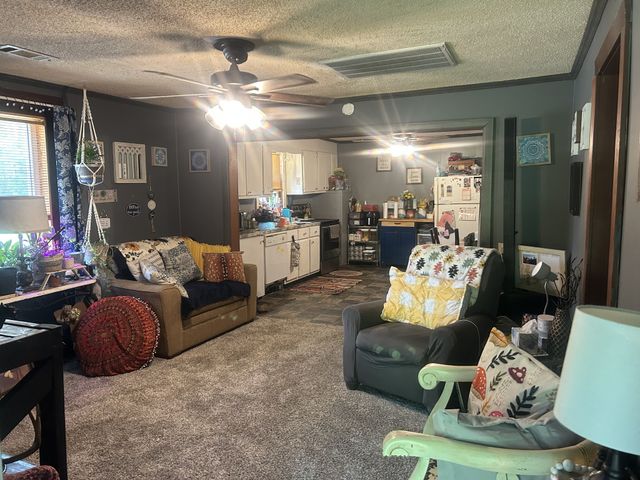 4755 Old Natchez Trace Trl, Camden, TN 38320