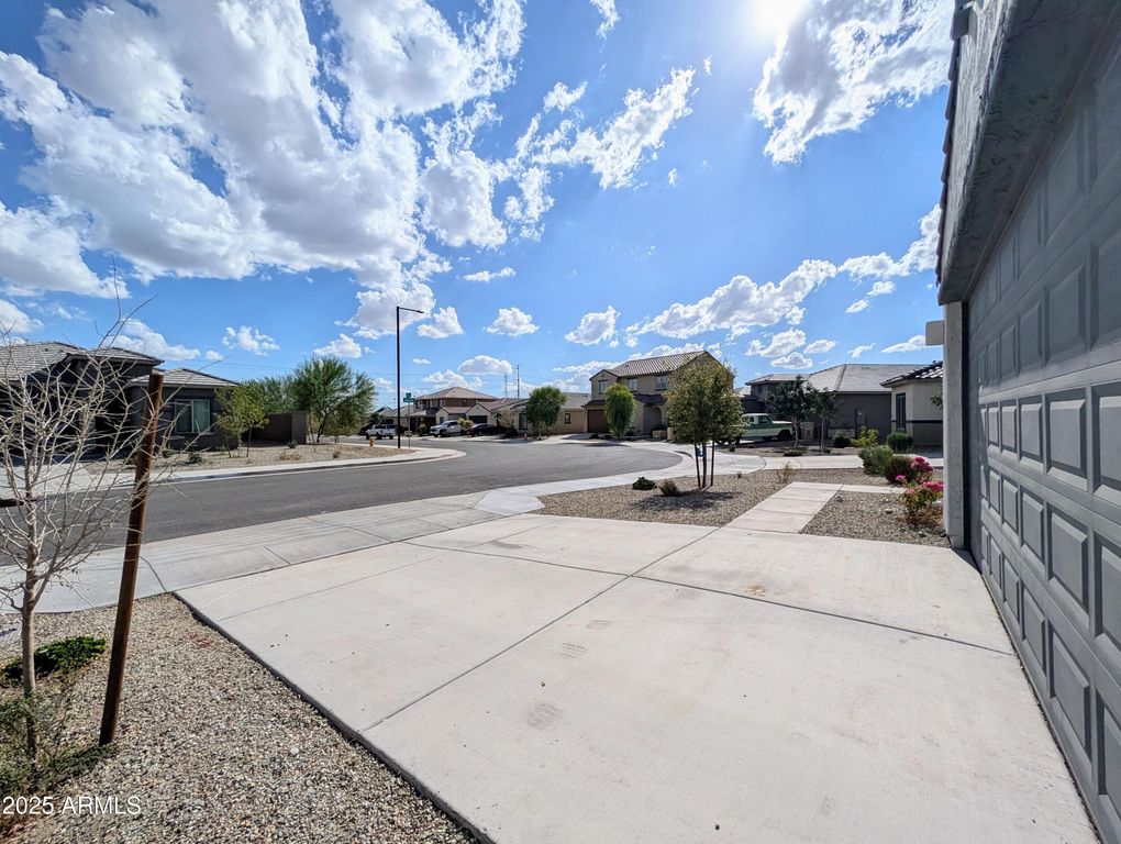 24458 W VERLEA Drive, Buckeye, AZ 85326 — photo 5
