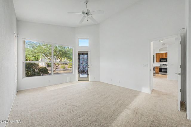 6076 W IRMA Lane, Glendale, AZ 85308