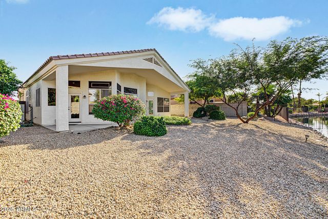 6076 W IRMA Lane, Glendale, AZ 85308
