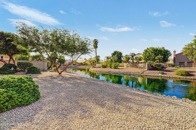 6076 W IRMA Lane, Glendale, AZ 85308
