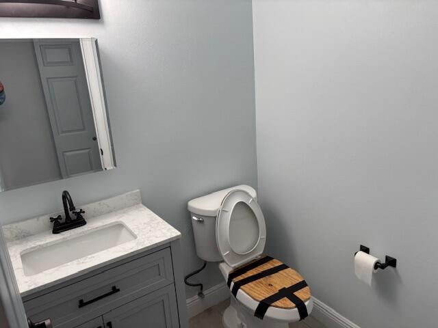 104 Lake Barbara Drive, West Palm Beach, FL 33411