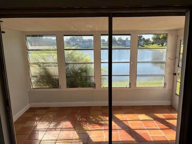 104 Lake Barbara Drive, West Palm Beach, FL 33411