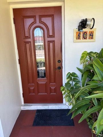 104 Lake Barbara Drive, West Palm Beach, FL 33411