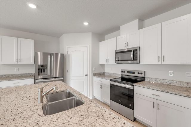 2250 LAKE PRESERVE CIRCLE, New Smyrna Beach, FL 32168