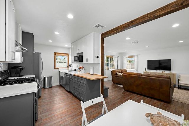 586 DEL MAR, Chula Vista, CA 91910