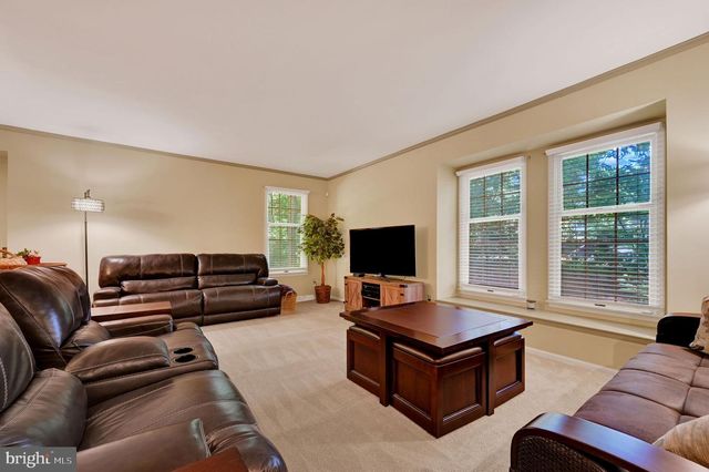 176 BURNING TREE RD, Dover, DE 19904