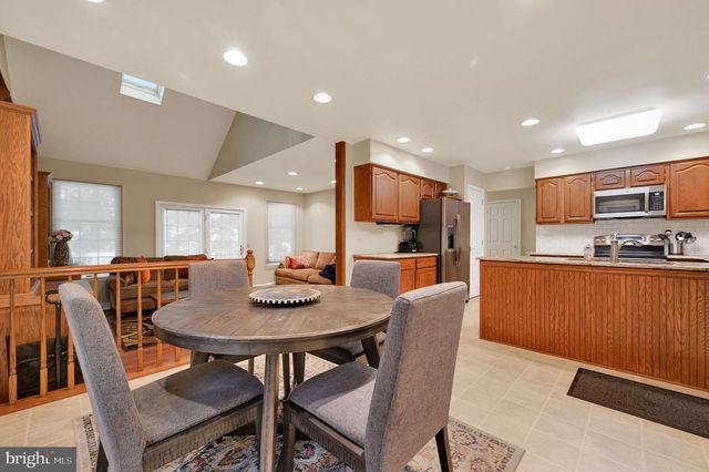 176 BURNING TREE RD, Dover, DE 19904