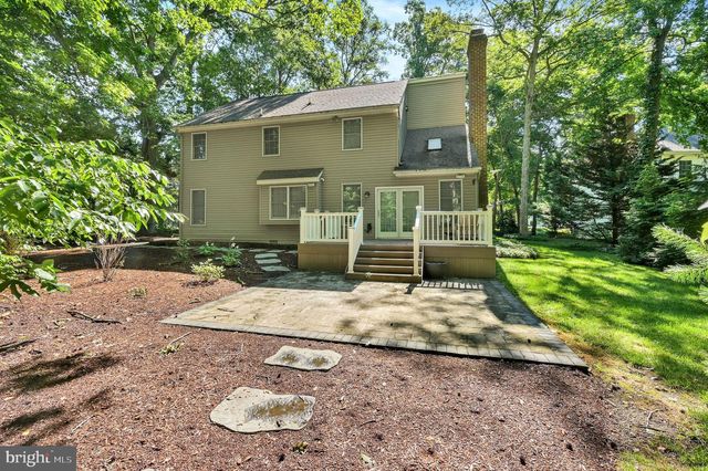 176 BURNING TREE RD, Dover, DE 19904