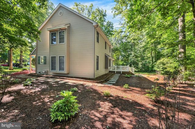 176 BURNING TREE RD, Dover, DE 19904