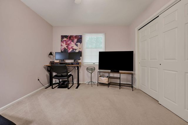 176 BURNING TREE RD, Dover, DE 19904