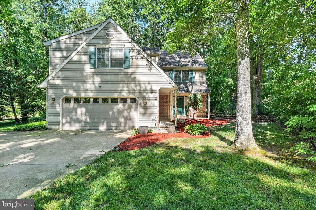 176 BURNING TREE RD, Dover, DE 19904