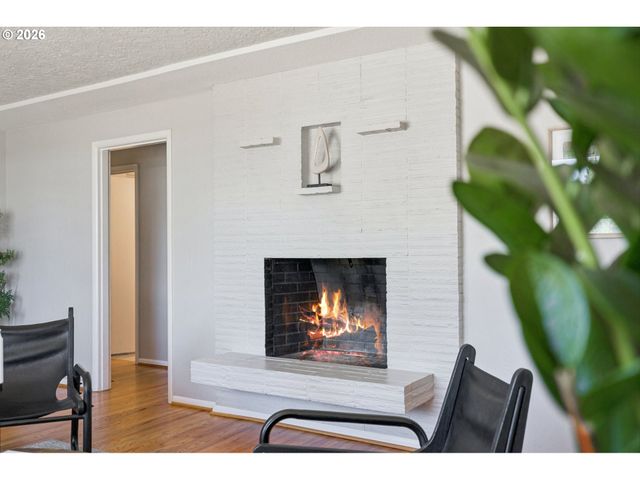 14150 Ne EUGENE Ct, Portland, OR 97230