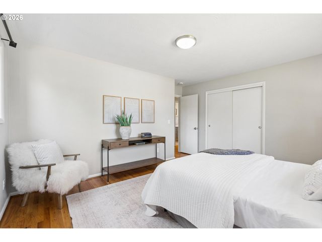14150 Ne EUGENE Ct, Portland, OR 97230