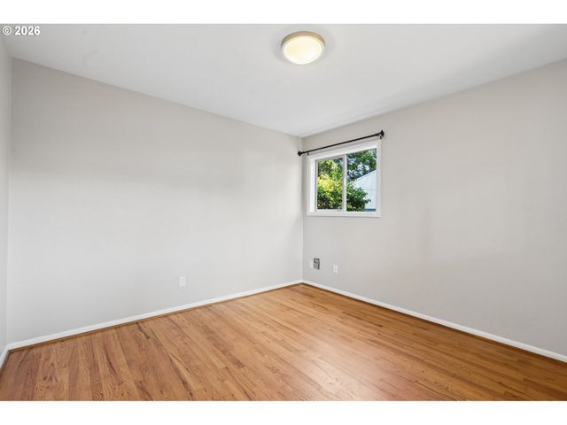 14150 Ne EUGENE Ct, Portland, OR 97230