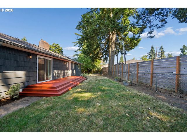 14150 Ne EUGENE Ct, Portland, OR 97230