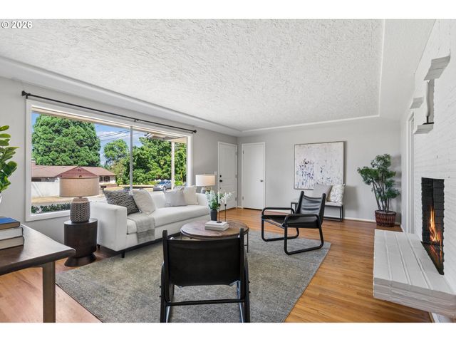 14150 Ne EUGENE Ct, Portland, OR 97230