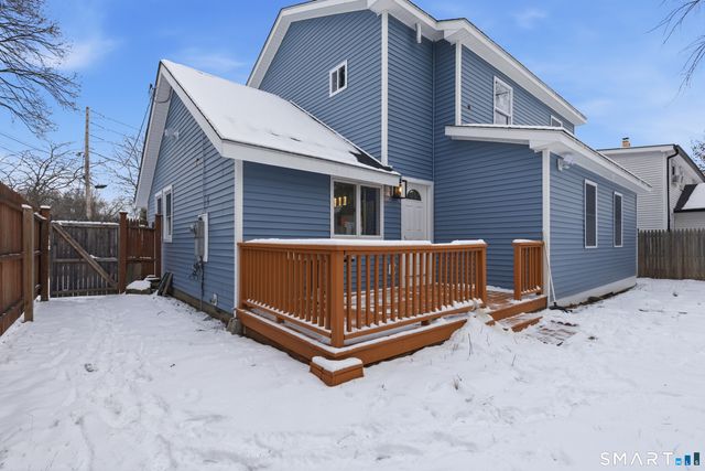 26 Crescent Drive, Danbury, CT 06810