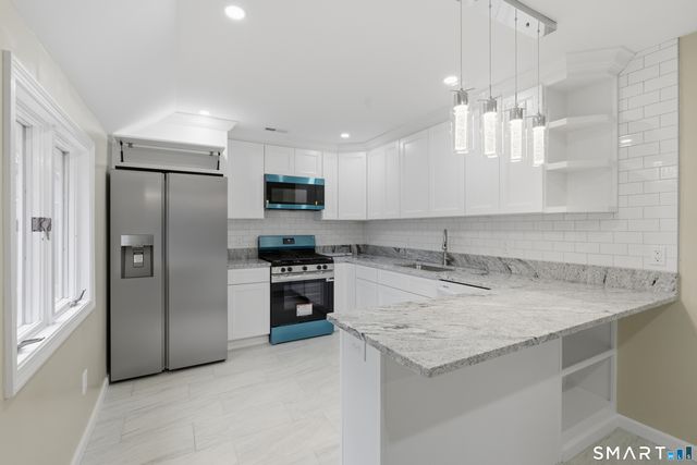 26 Crescent Drive, Danbury, CT 06810