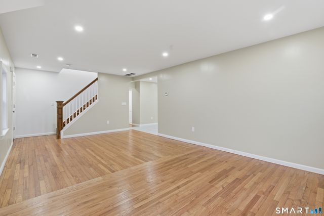 26 Crescent Drive, Danbury, CT 06810