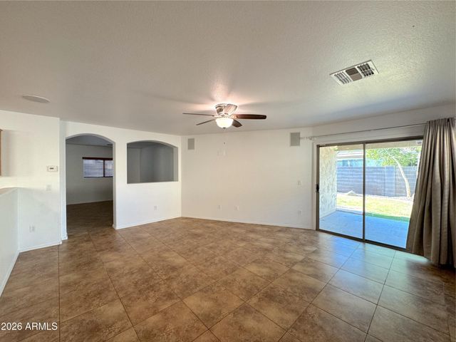3156 W BELLE Avenue, San Tan Valley, AZ 85144